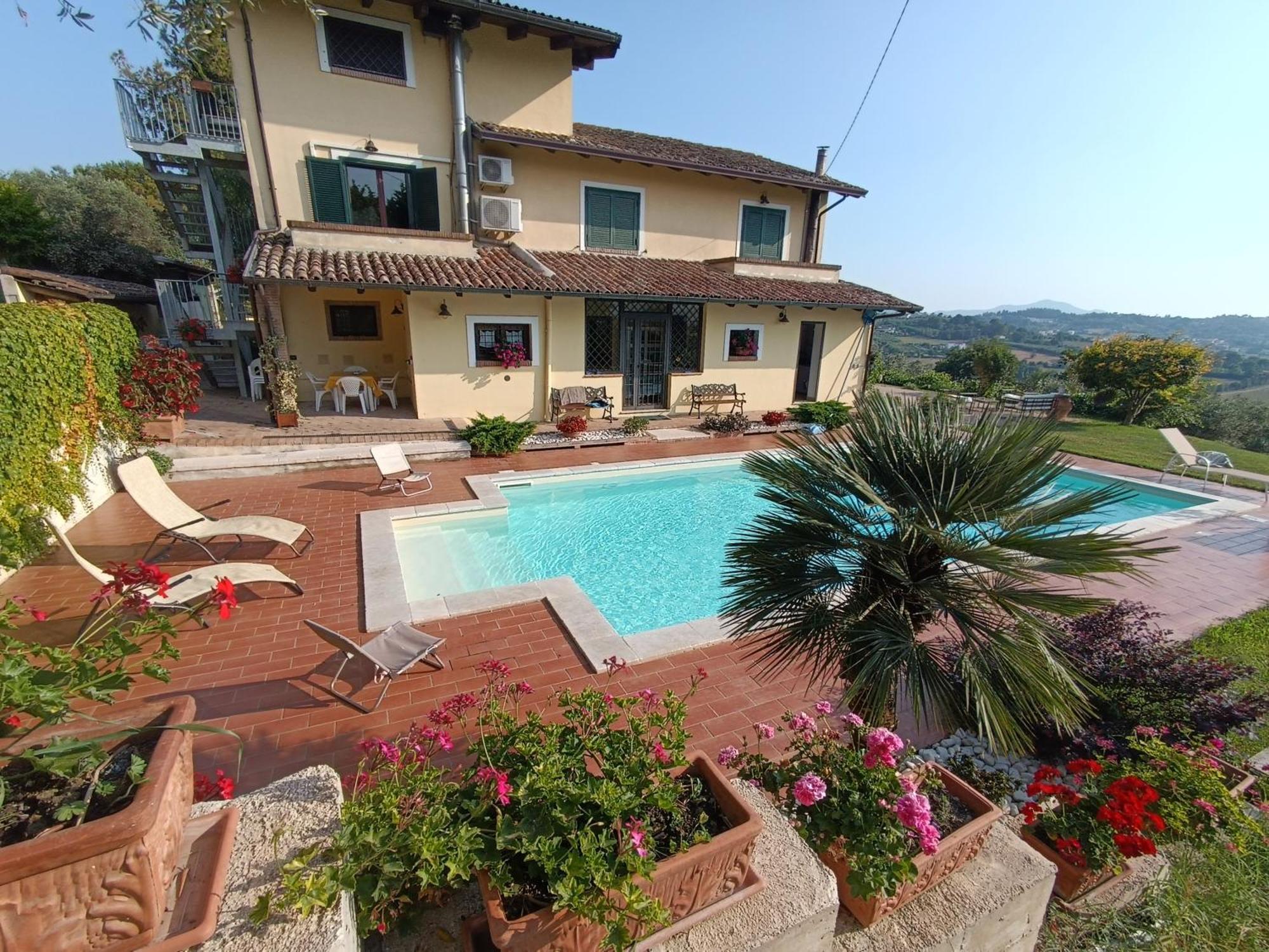 Santa Lucia B&B Caiazzo ภายนอก รูปภาพ